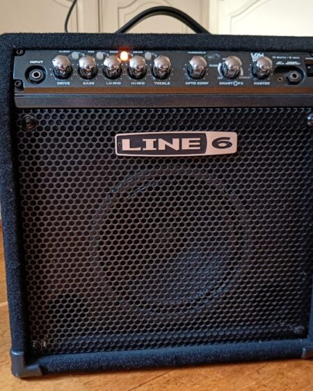 Line 6 LowDown LD15 bass amp